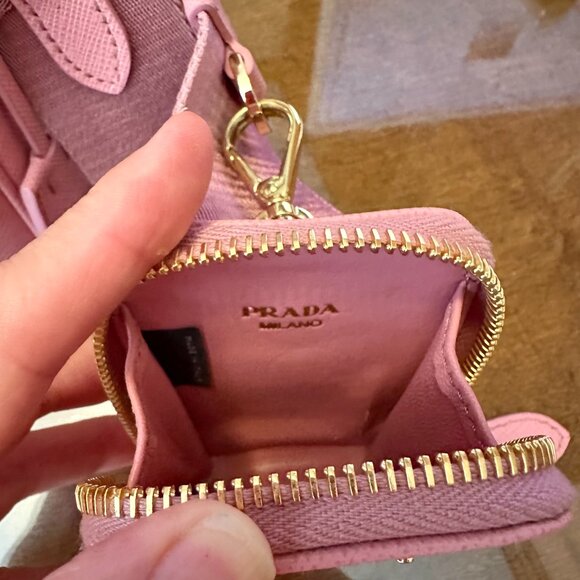 Prada Re-Edition 2005 Saffiano Leather Bag, Petal Pink - Picture 7 of 9